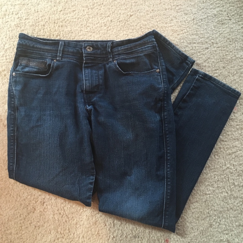 Levi’s Dark Wash Jeans